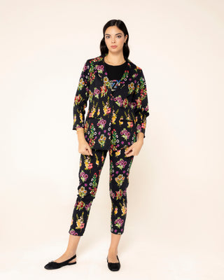 Captura principal de blazer con estampado floral y bordado penélope