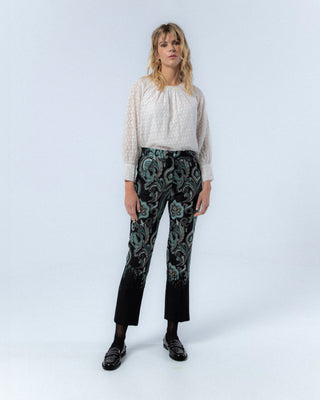 Pantalones con estampado paisley 