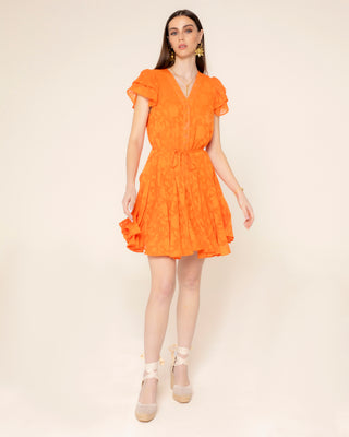 Imagen promocional de vestido naranja corto volantes flora